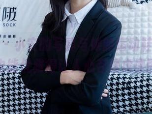 袜啵啵 – 小安的写真与她的运动鞋，走路也能优雅得让人心存疑虑原图