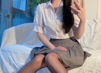 微密圈 – 一声叹息，软妹小九九的清纯写真，一资源看过去真不一般。